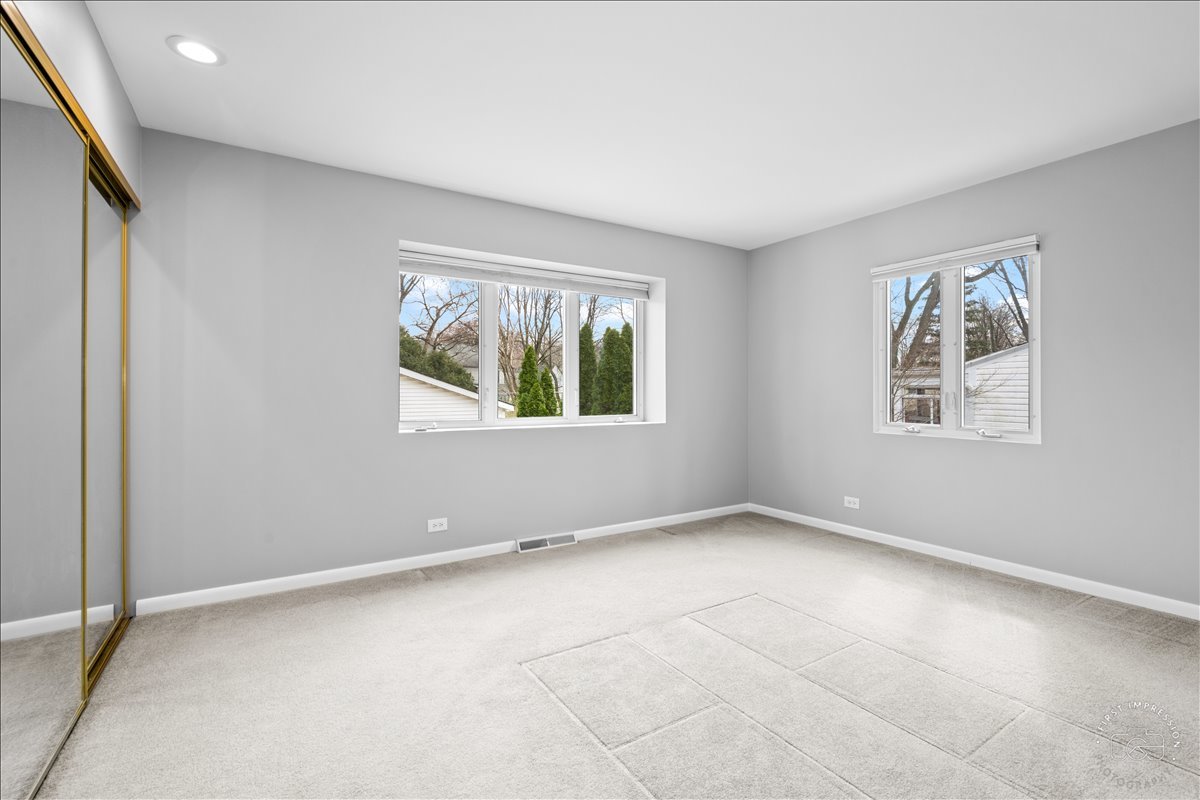 1120 N Brainard Street, Naperville, IL 60563