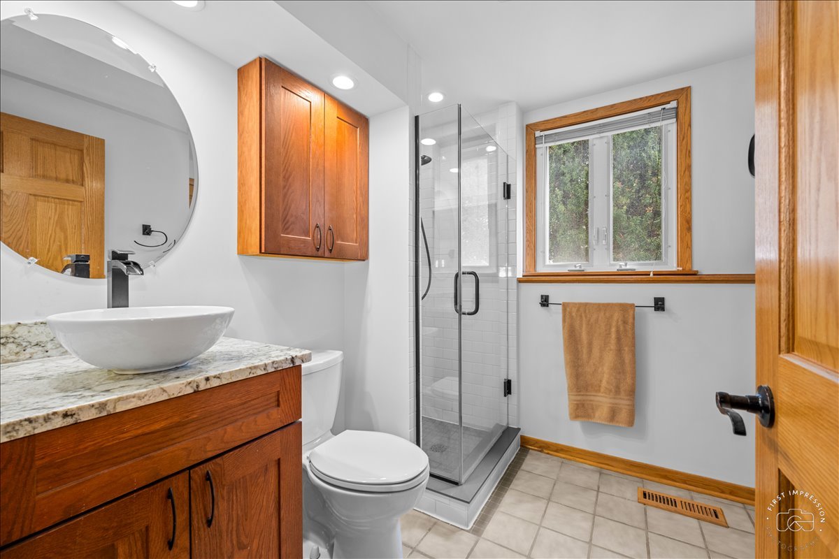 1120 N Brainard Street, Naperville, IL 60563