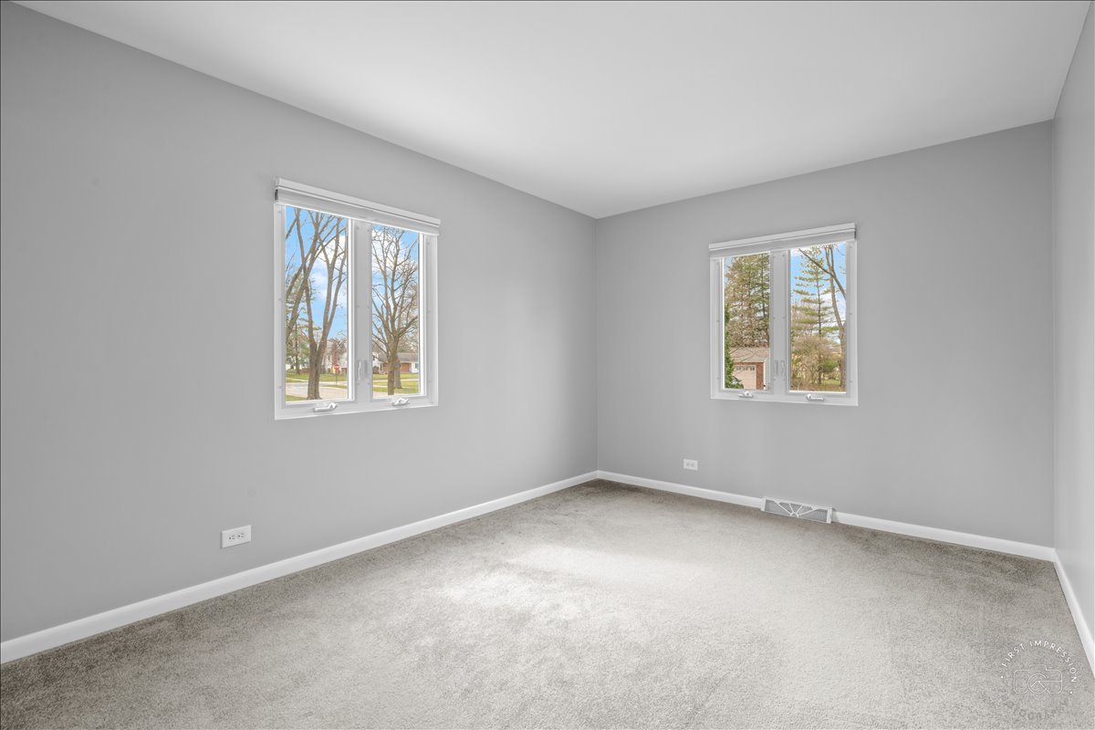 1120 N Brainard Street, Naperville, IL 60563