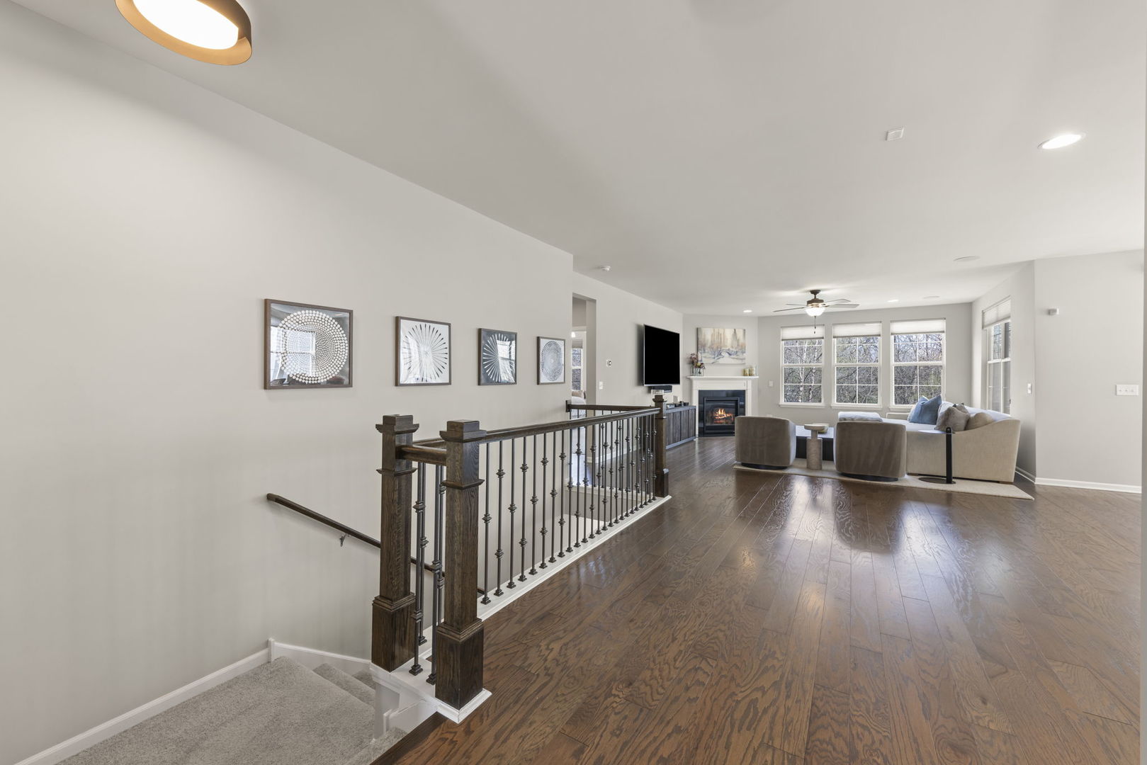 51 Somerset Circle, Wheaton, IL 60189