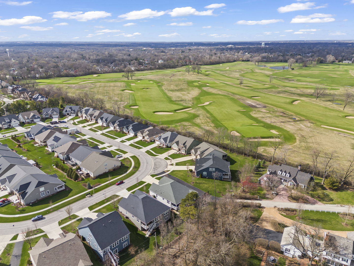 51 Somerset Circle, Wheaton, IL 60189