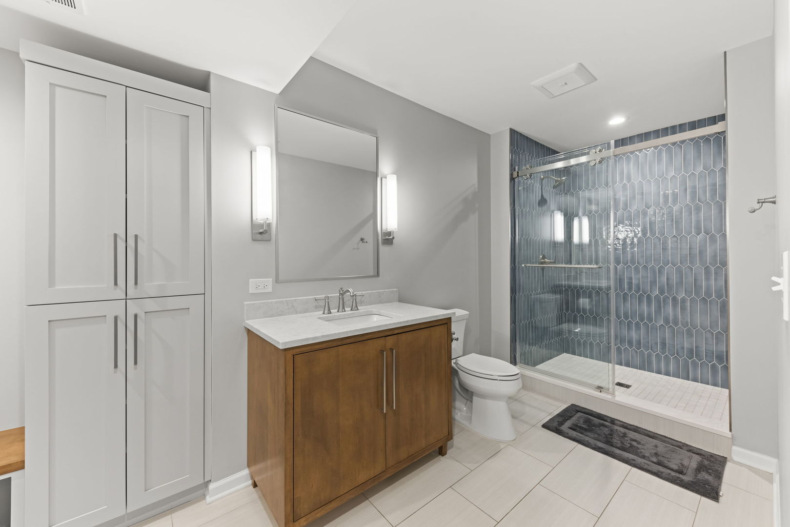 51 Somerset Circle, Wheaton, IL 60189