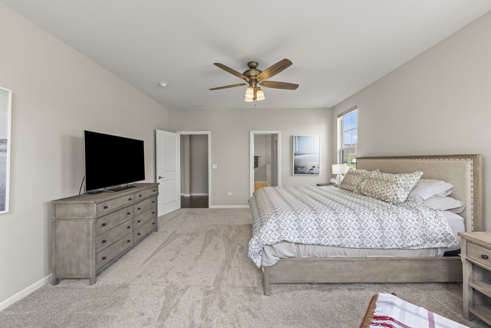 51 Somerset Circle, Wheaton, IL 60189