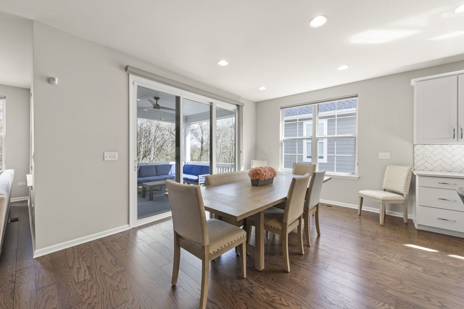 51 Somerset Circle, Wheaton, IL 60189