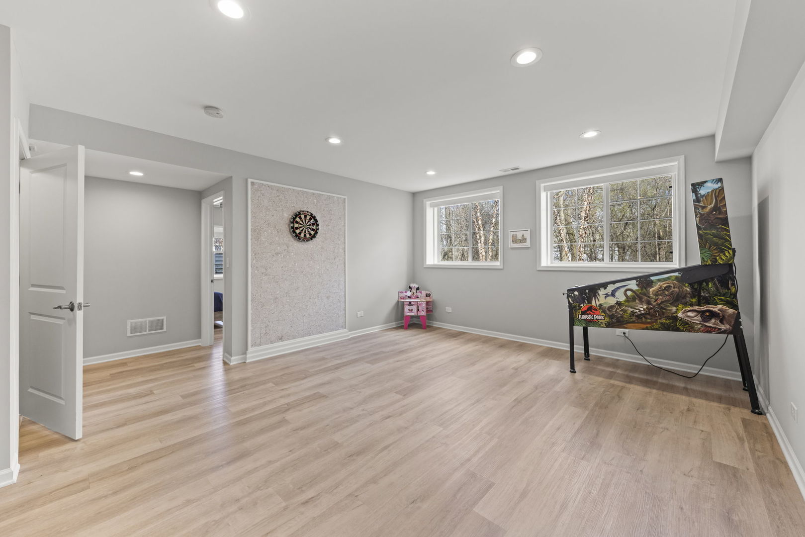 51 Somerset Circle, Wheaton, IL 60189