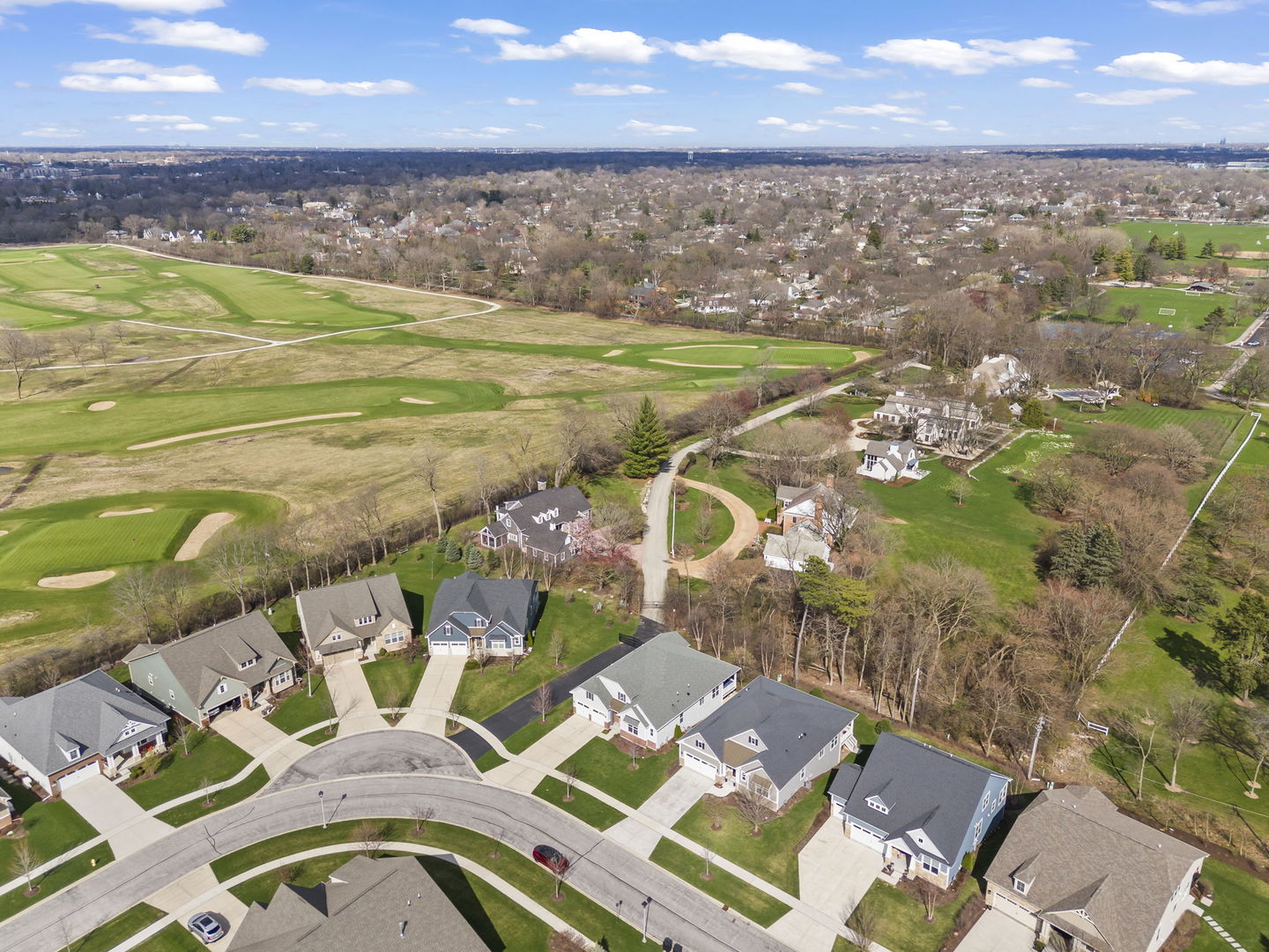 51 Somerset Circle, Wheaton, IL 60189