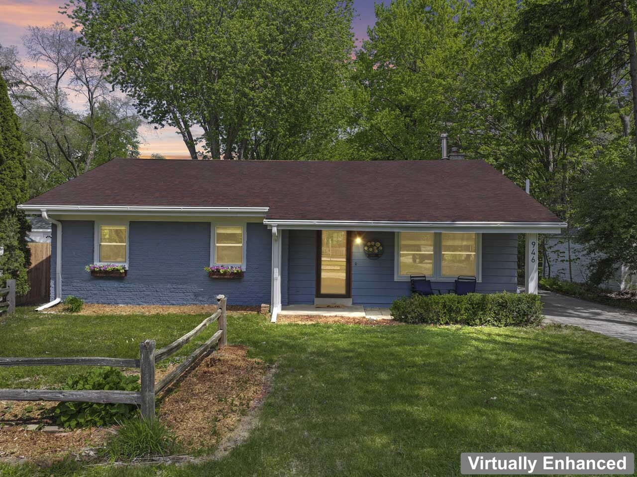 946 W Winchester Road, Libertyville, IL 60048