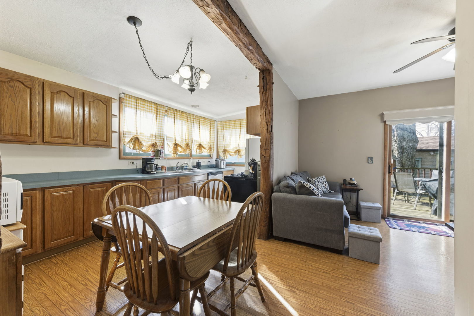 604 S Hugh Street, Plano, IL 60545