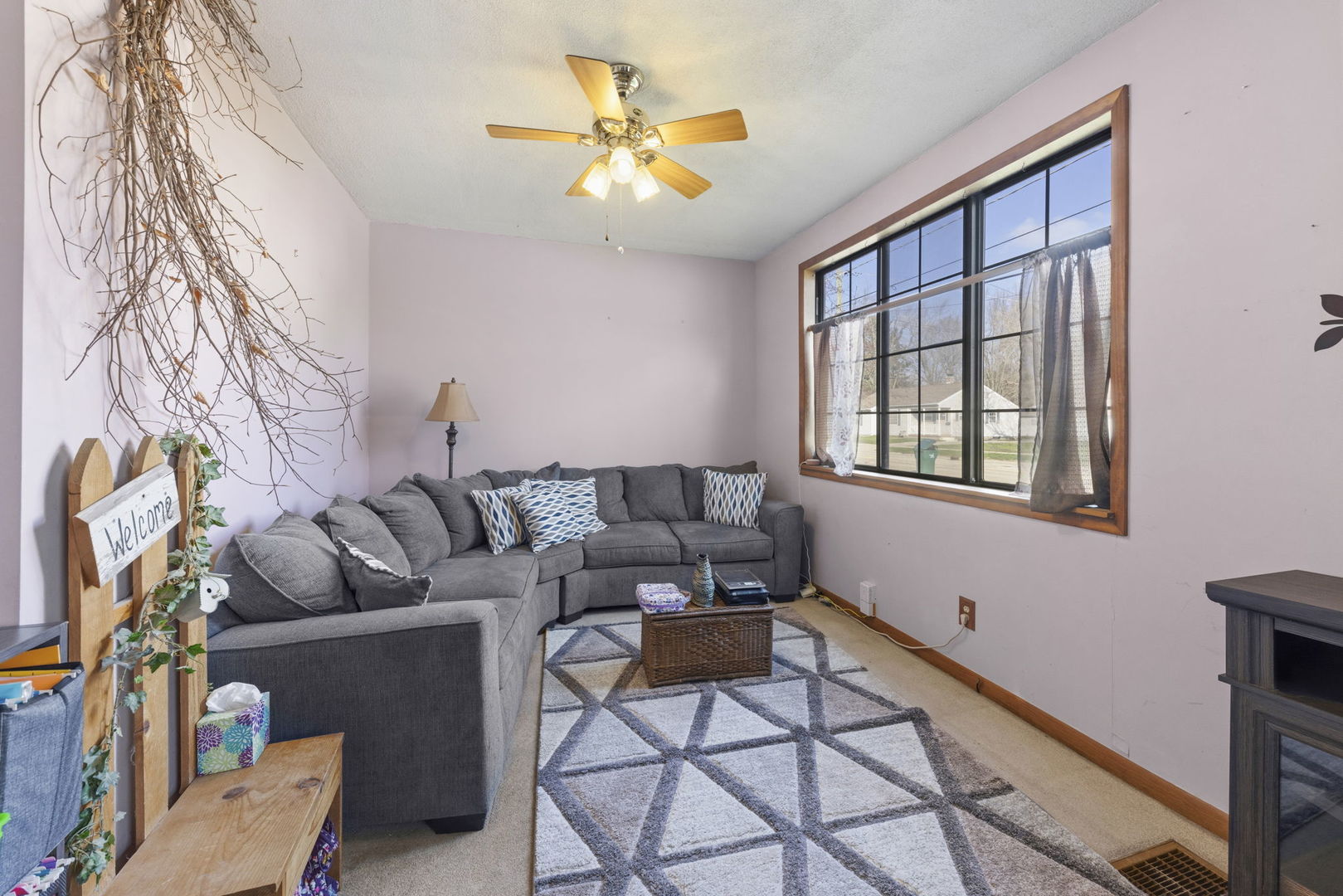 604 S Hugh Street, Plano, IL 60545