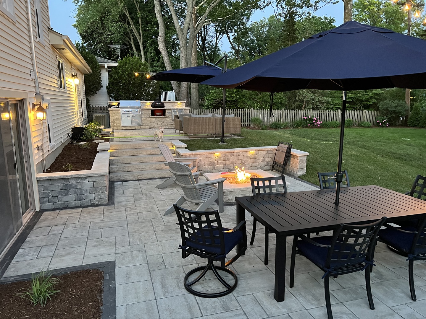 923 Oxford Road, Glen Ellyn, IL 60137