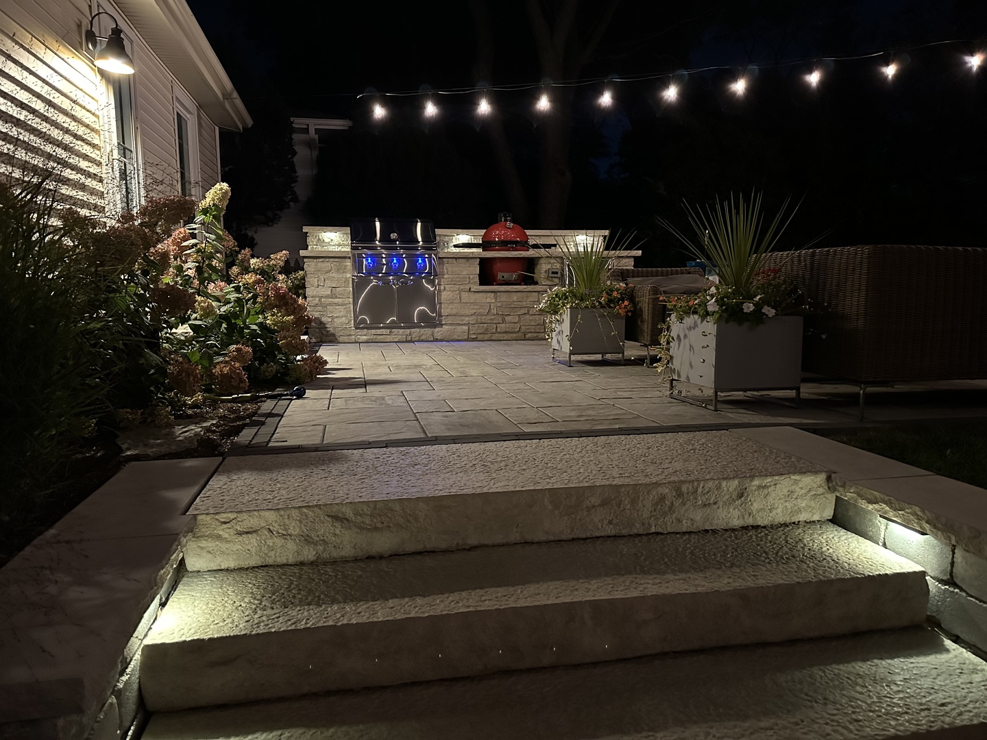 923 Oxford Road, Glen Ellyn, IL 60137