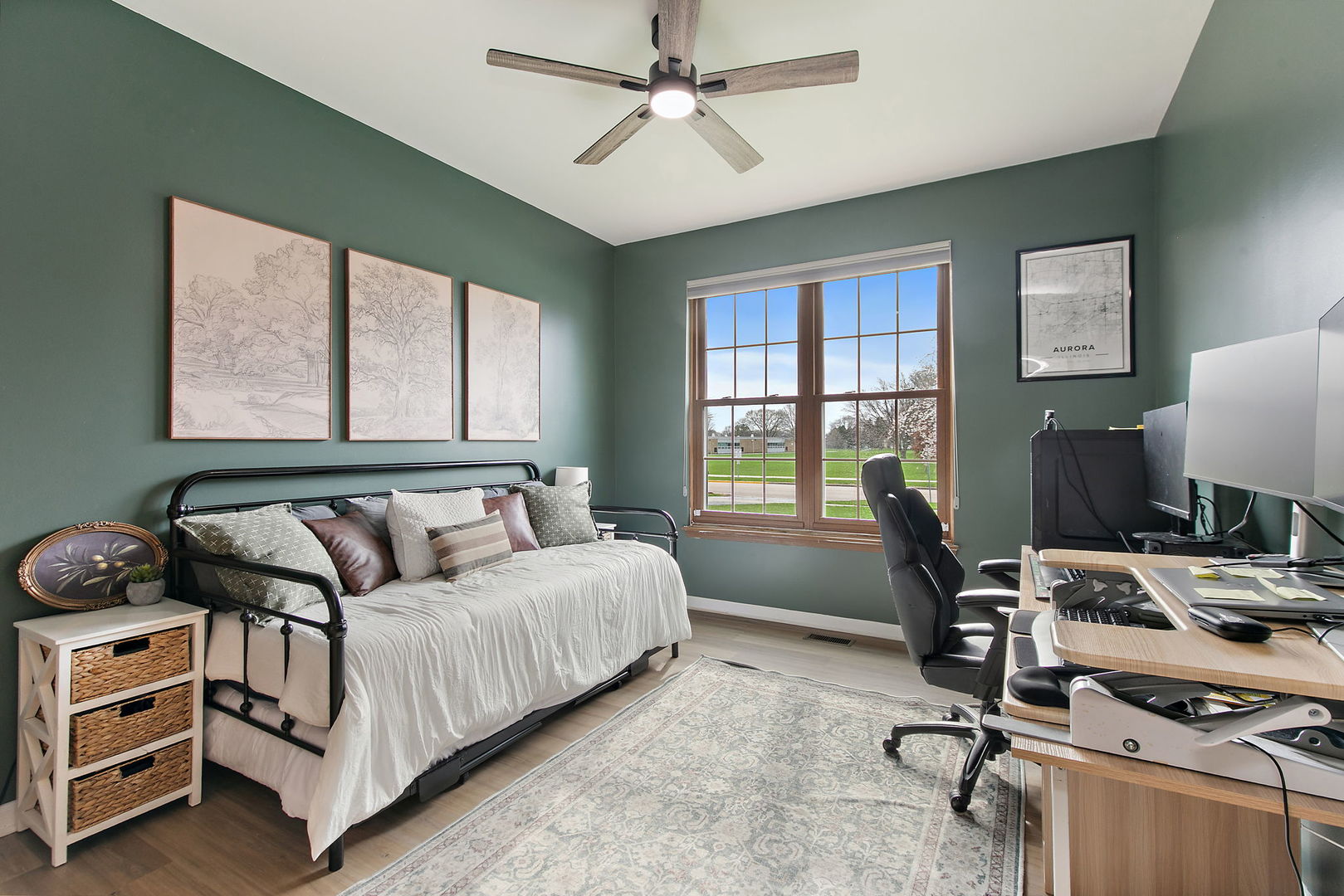 100 S Constitution Drive, Aurora, IL 60506