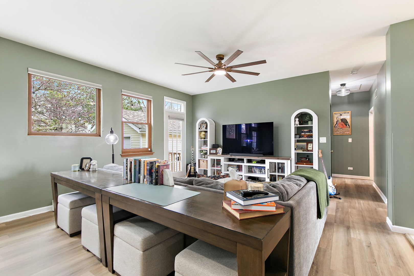 100 S Constitution Drive, Aurora, IL 60506