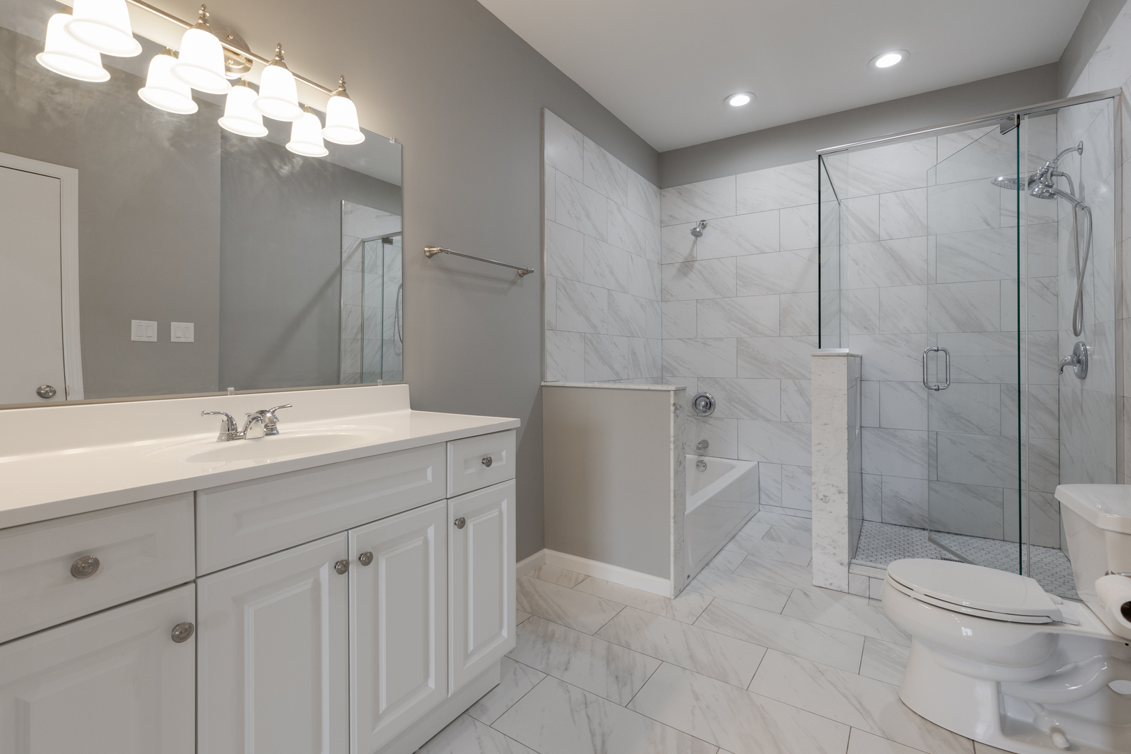 1505 Mercury Drive #5, Schaumburg, IL 60193