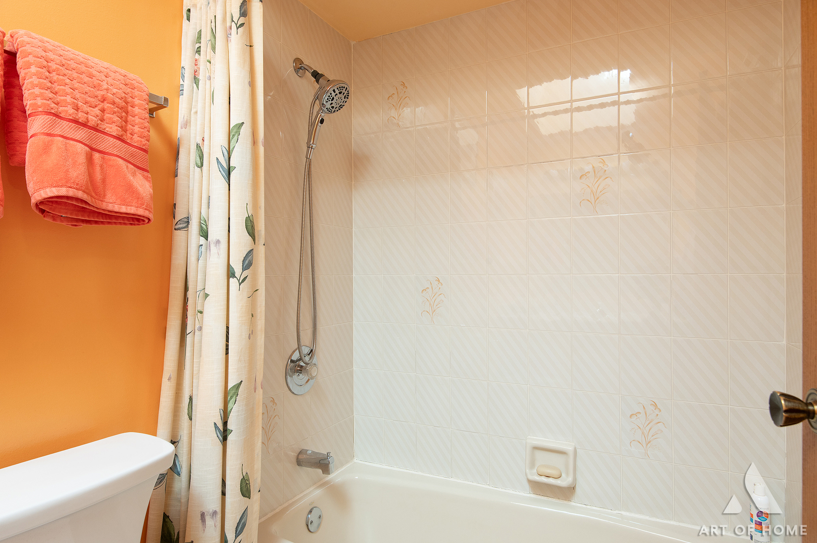 9345 S 82nd Court, Hickory Hills, IL 60457