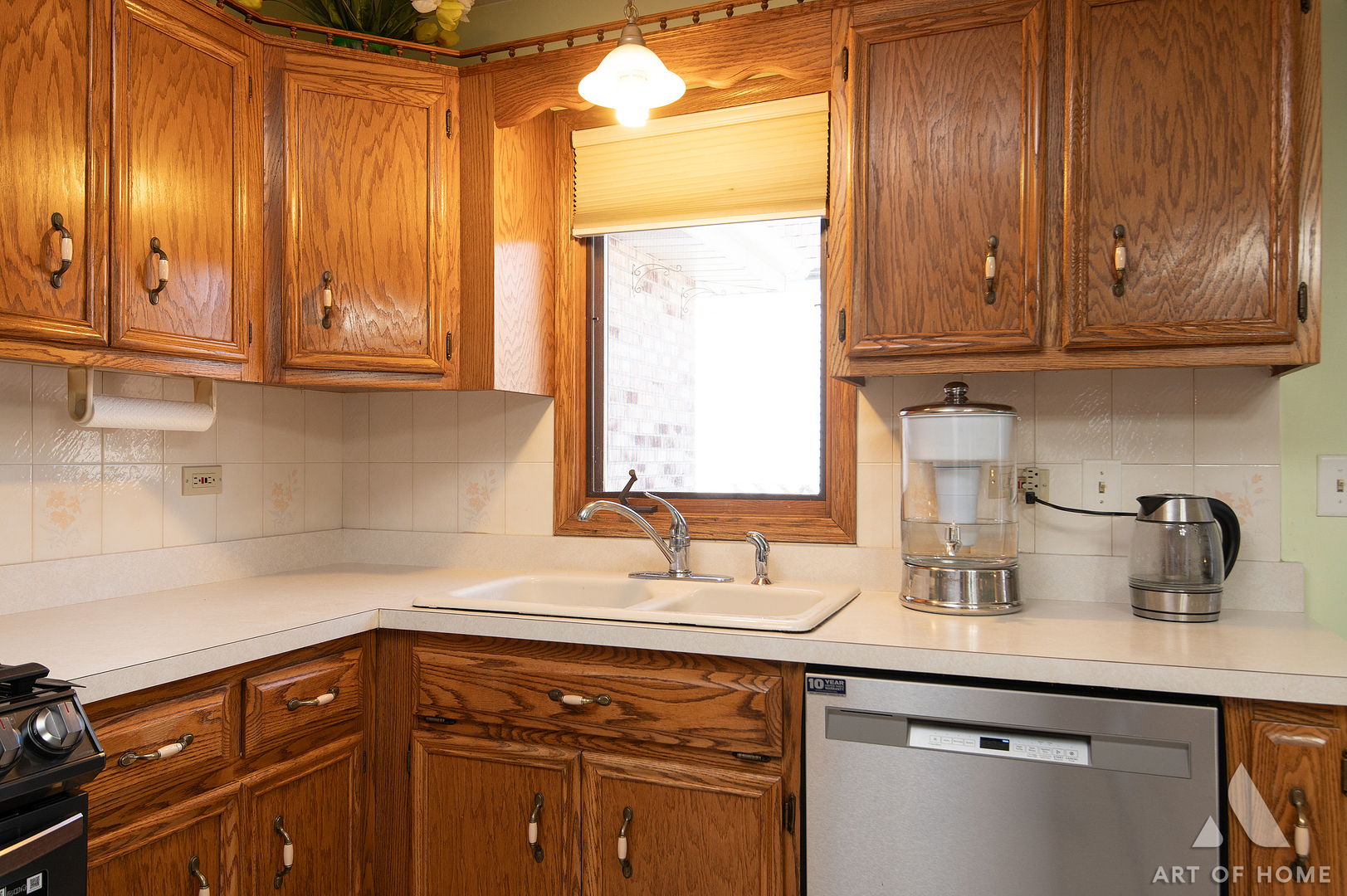 9345 S 82nd Court, Hickory Hills, IL 60457