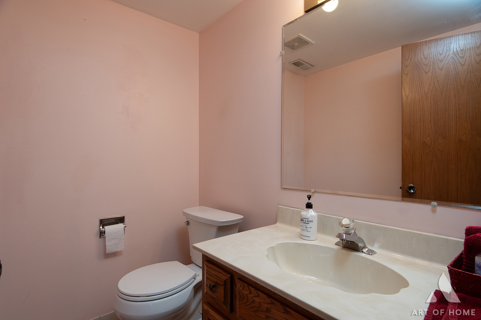 9345 S 82nd Court, Hickory Hills, IL 60457