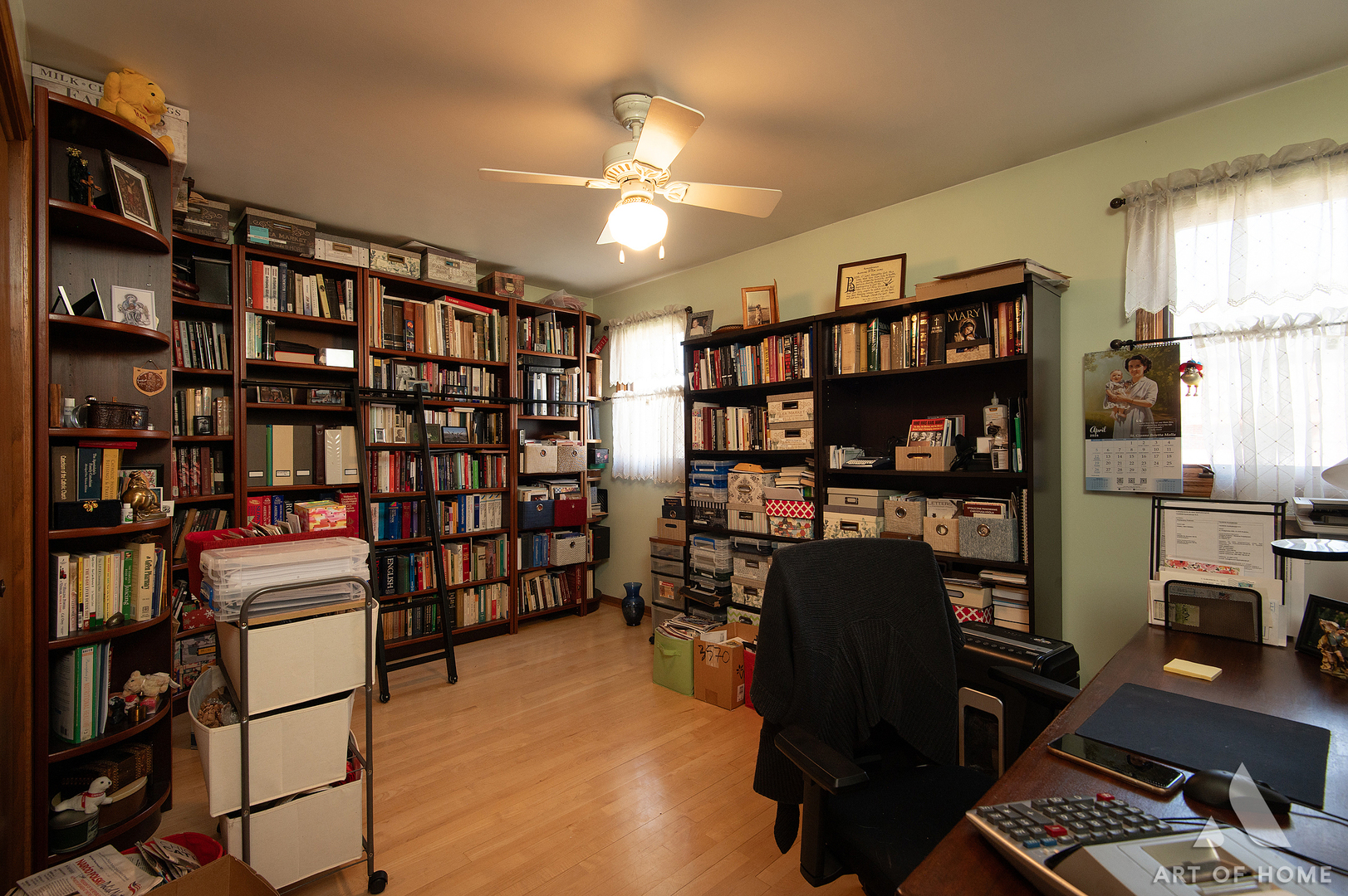 9345 S 82nd Court, Hickory Hills, IL 60457