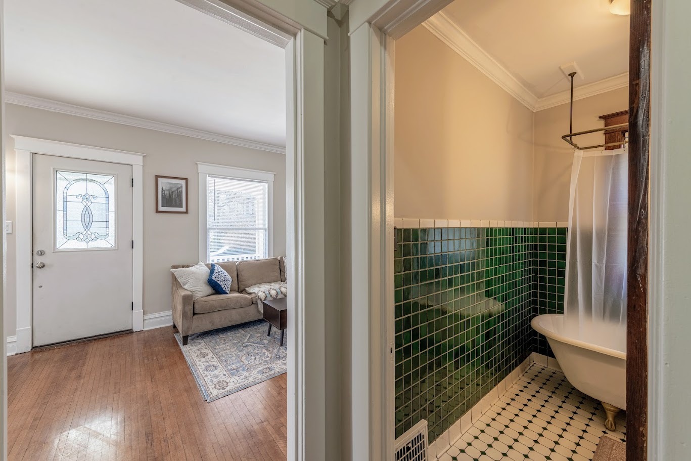 655 Glenwood Avenue, Joliet, IL 60435