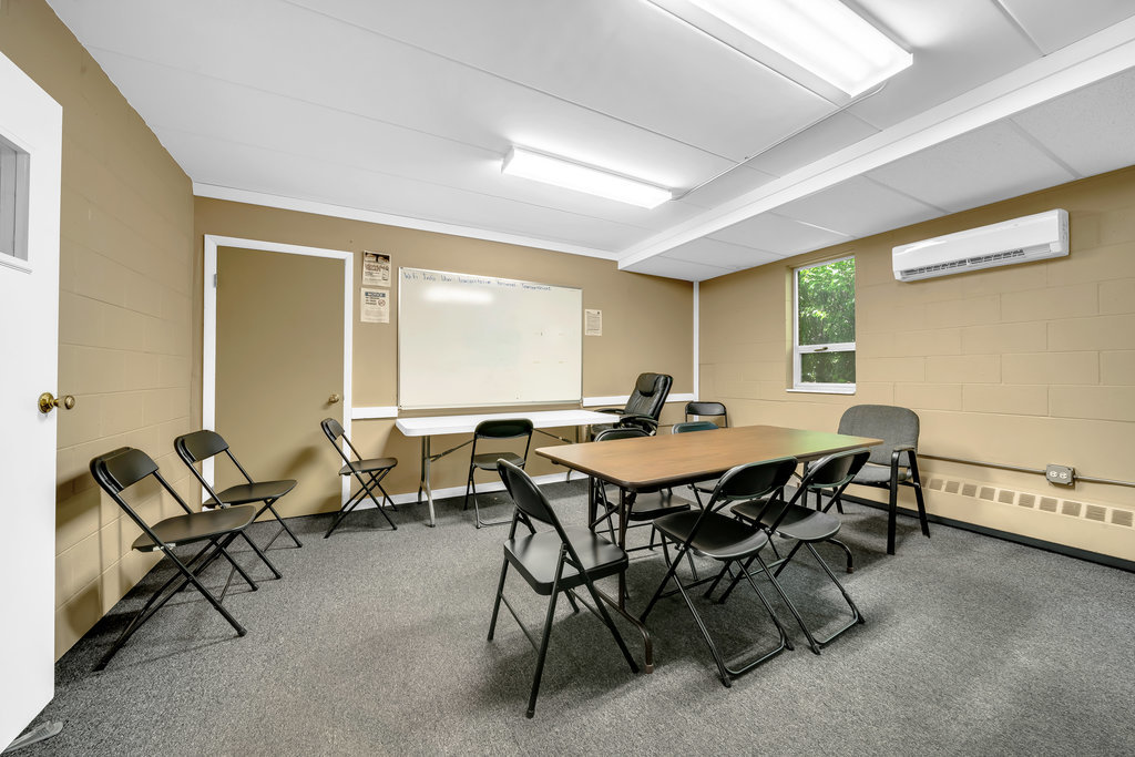 1352 N Cedar Road, New Lenox, IL 60451