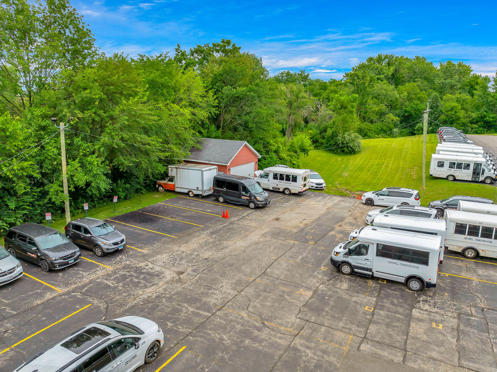 1352 N Cedar Road, New Lenox, IL 60451