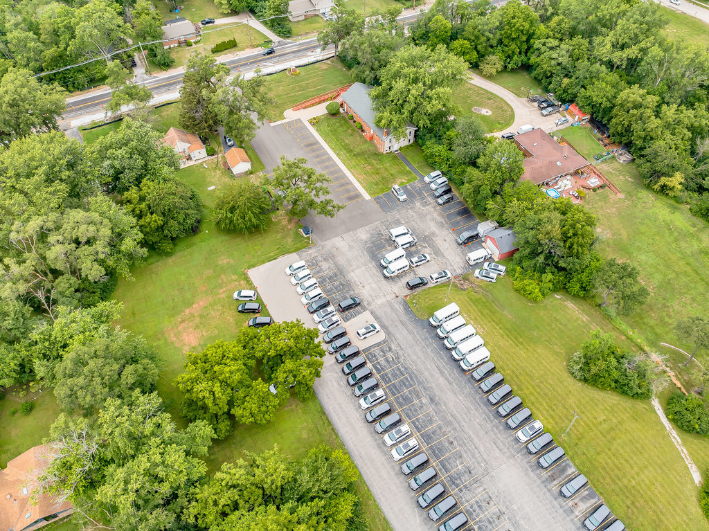 1352 N Cedar Road, New Lenox, IL 60451