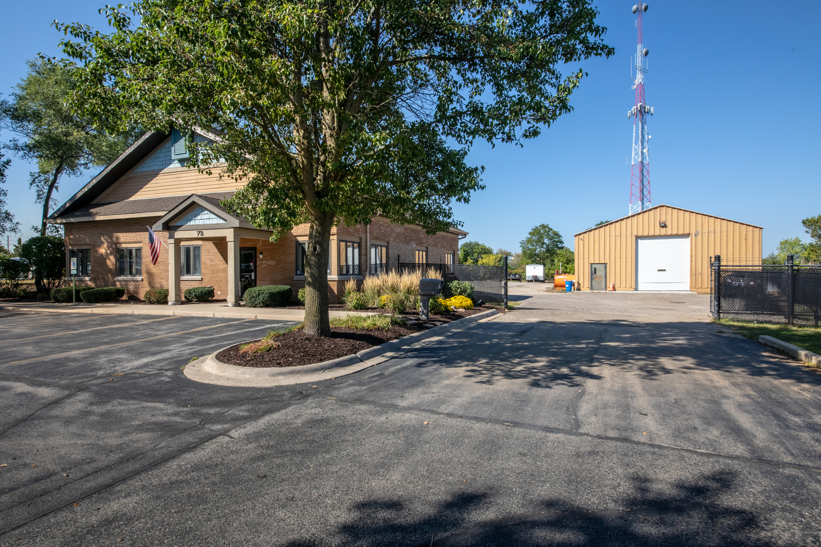 72 East Street, Crystal Lake, IL 60014