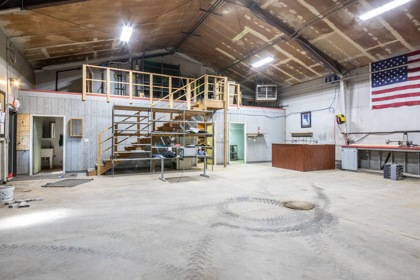 72 East Street, Crystal Lake, IL 60014