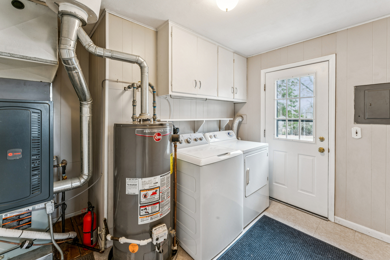 1484 N Hicks Road, Palatine, IL 60067