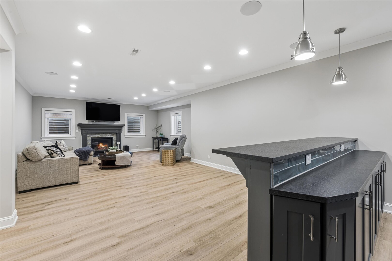 502 S Fairview Avenue, Elmhurst, IL 60126