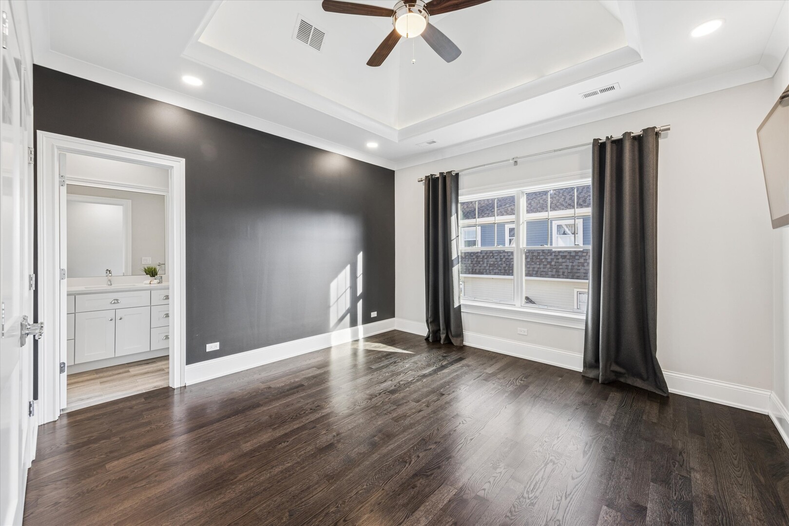 502 S Fairview Avenue, Elmhurst, IL 60126