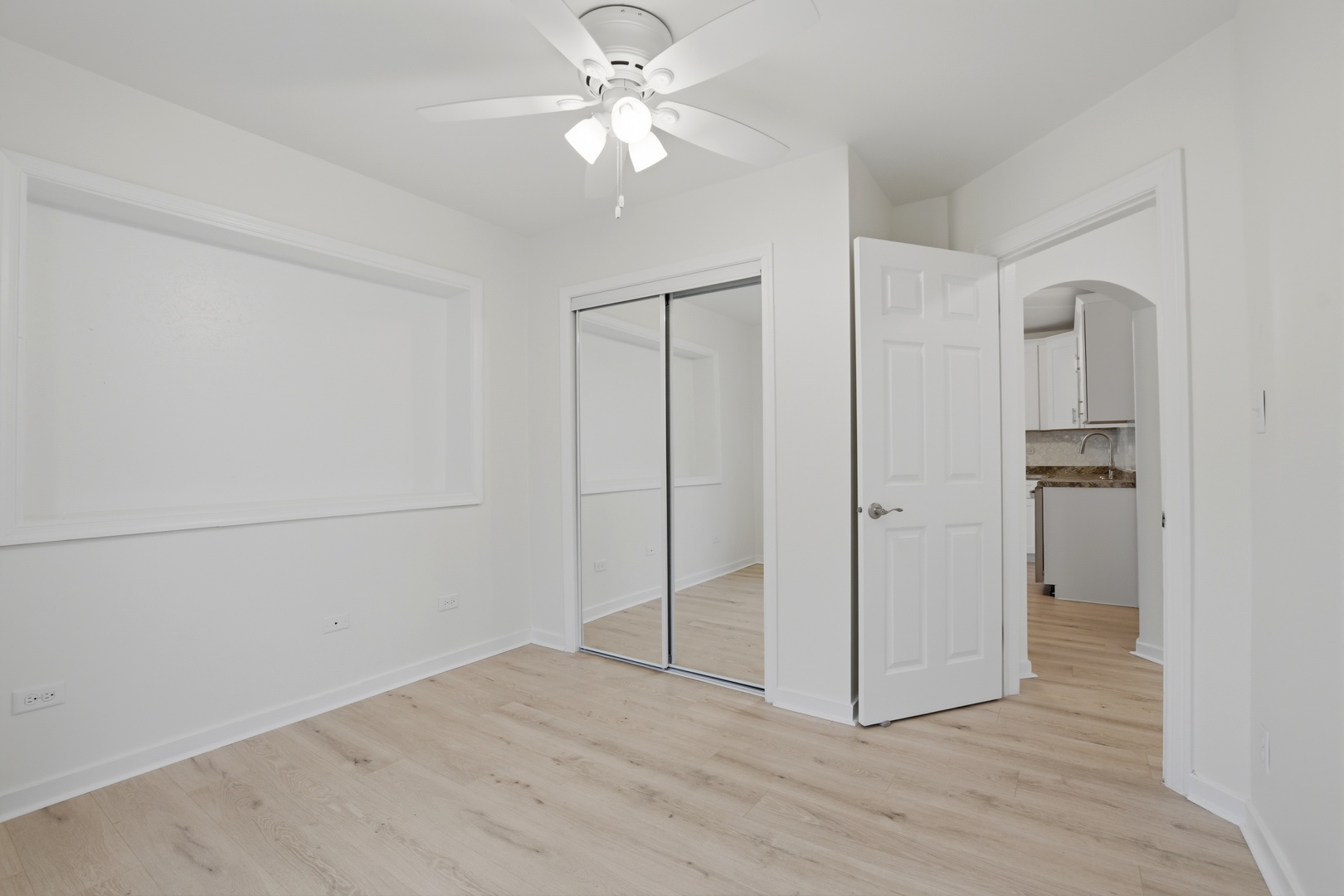 4438 Wesley Terrace, Schiller Park, IL 60176