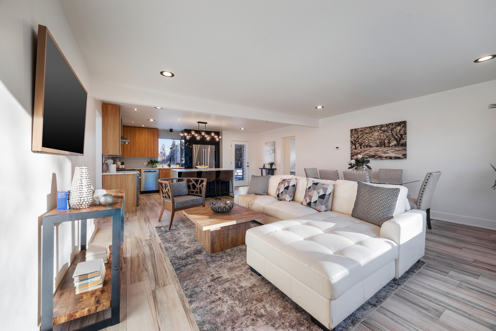 1809 Jefferson Avenue, Glenview, IL 60025