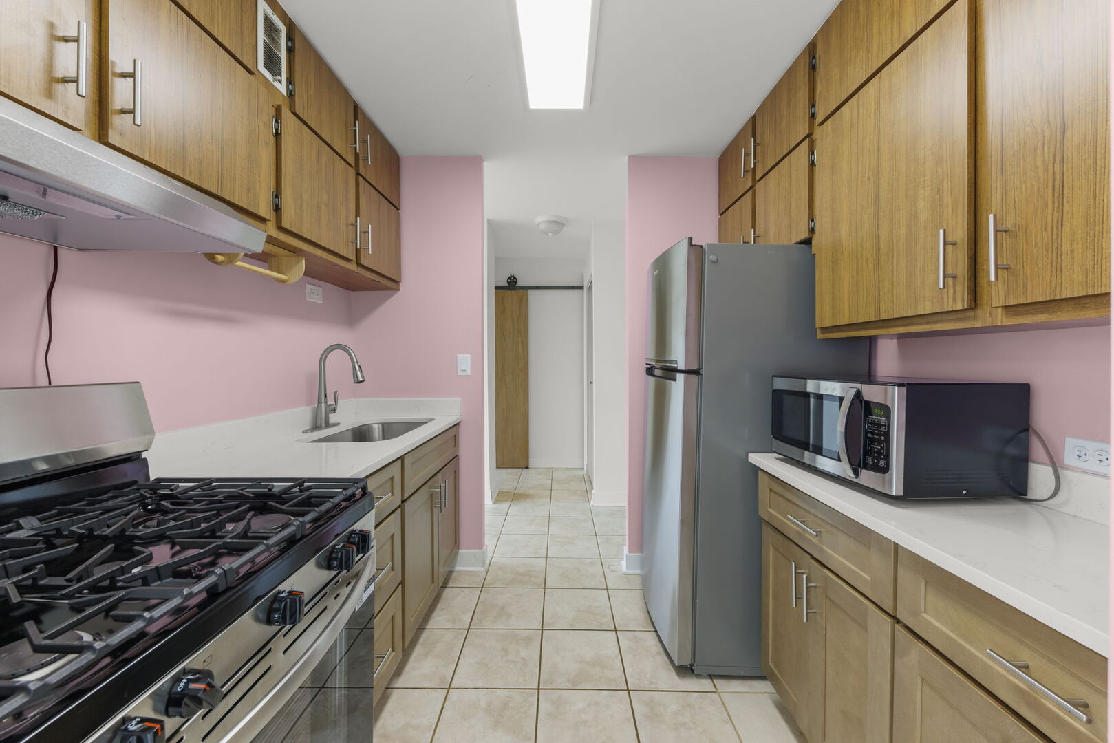 33 N Main Street #4J, Lombard, IL 60148