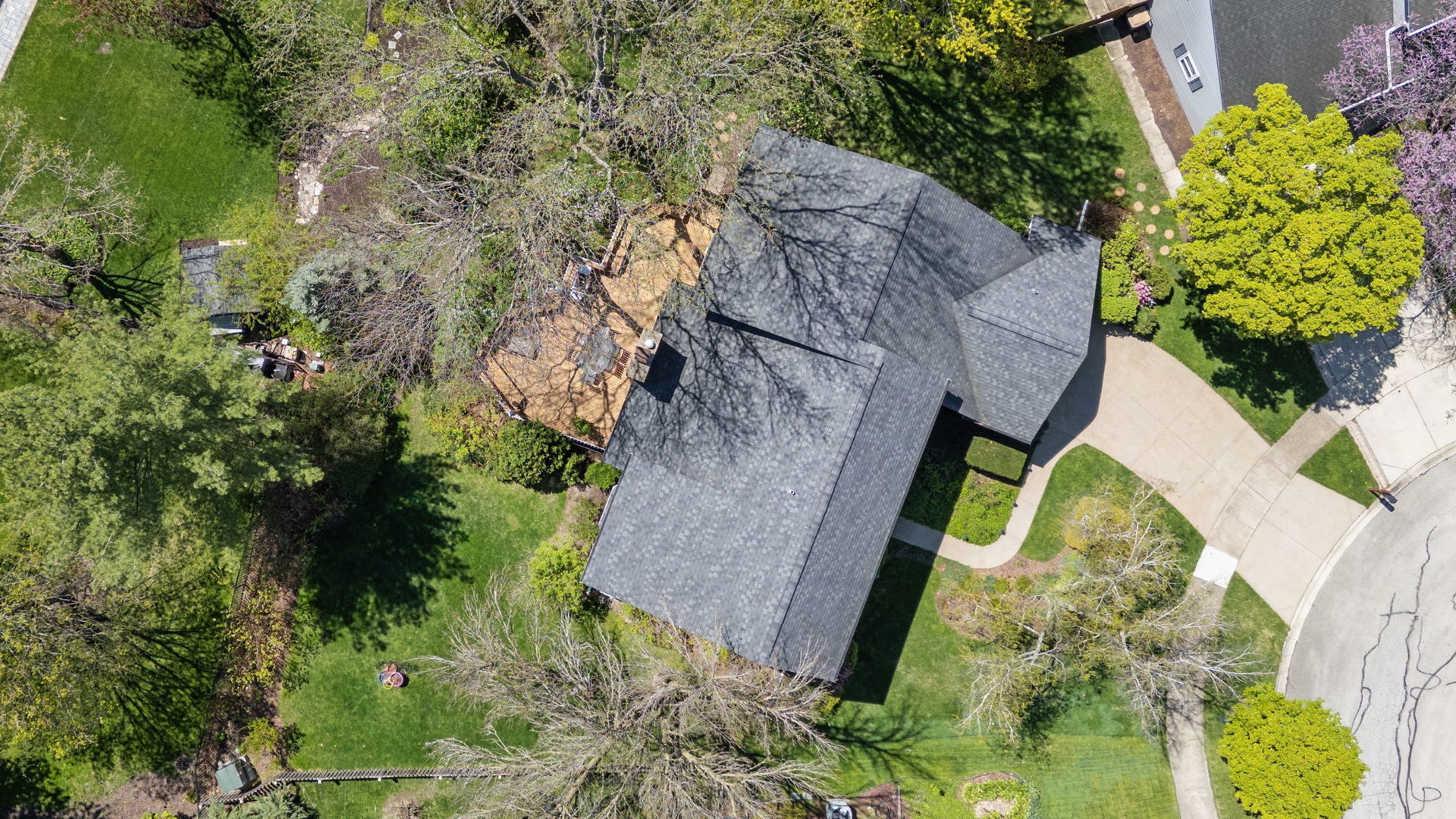 946 Montgomery Court, Naperville, IL 60540