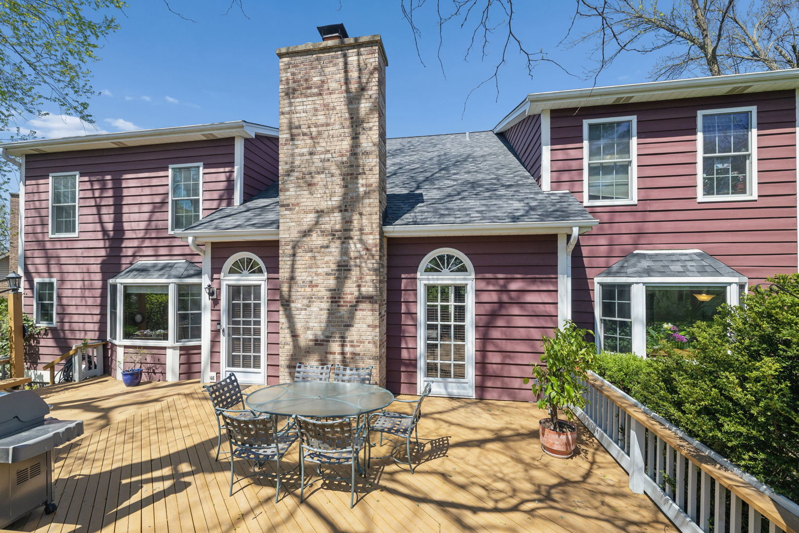 946 Montgomery Court, Naperville, IL 60540