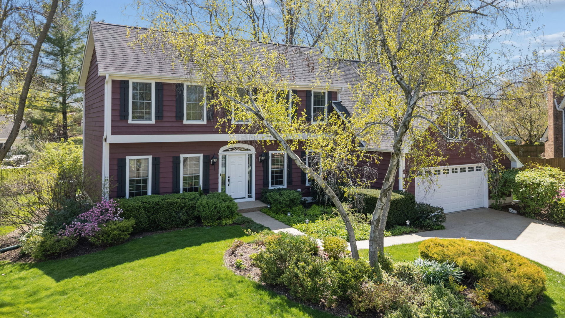 946 Montgomery Court, Naperville, IL 60540