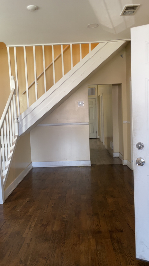 5628 S Justine Street, Chicago, IL 60636