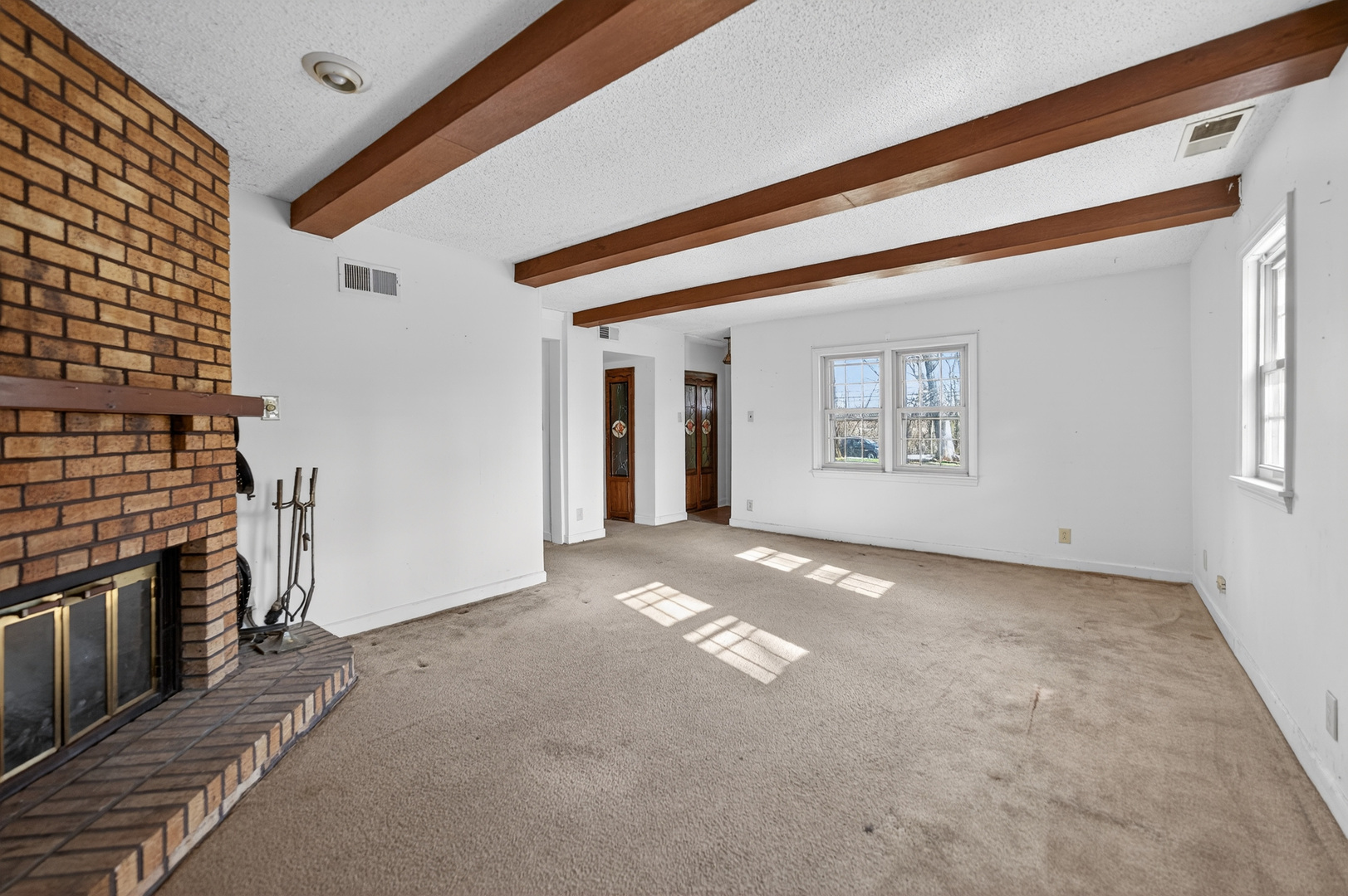 144 School Street, Wood Dale, IL 60191