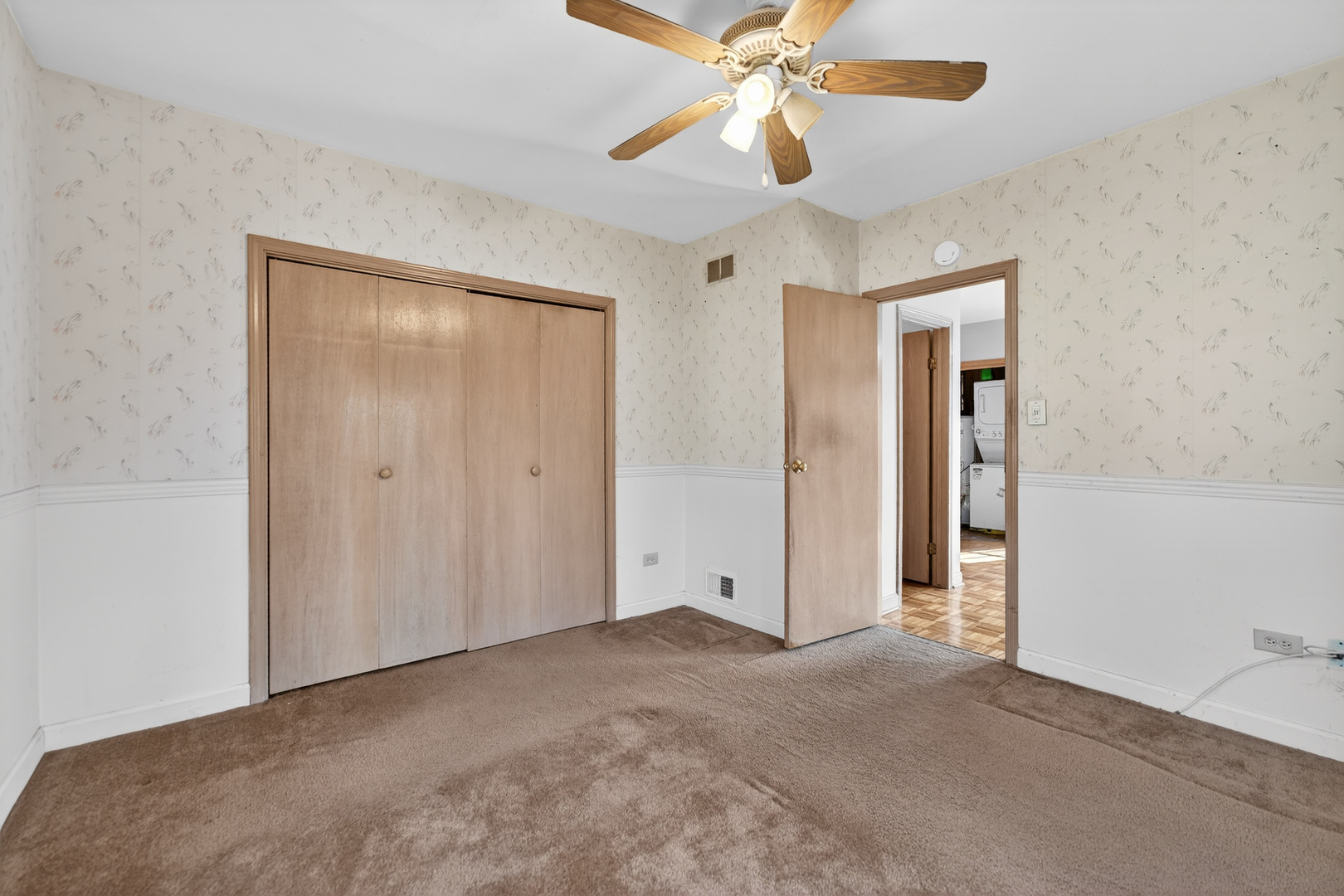 144 School Street, Wood Dale, IL 60191