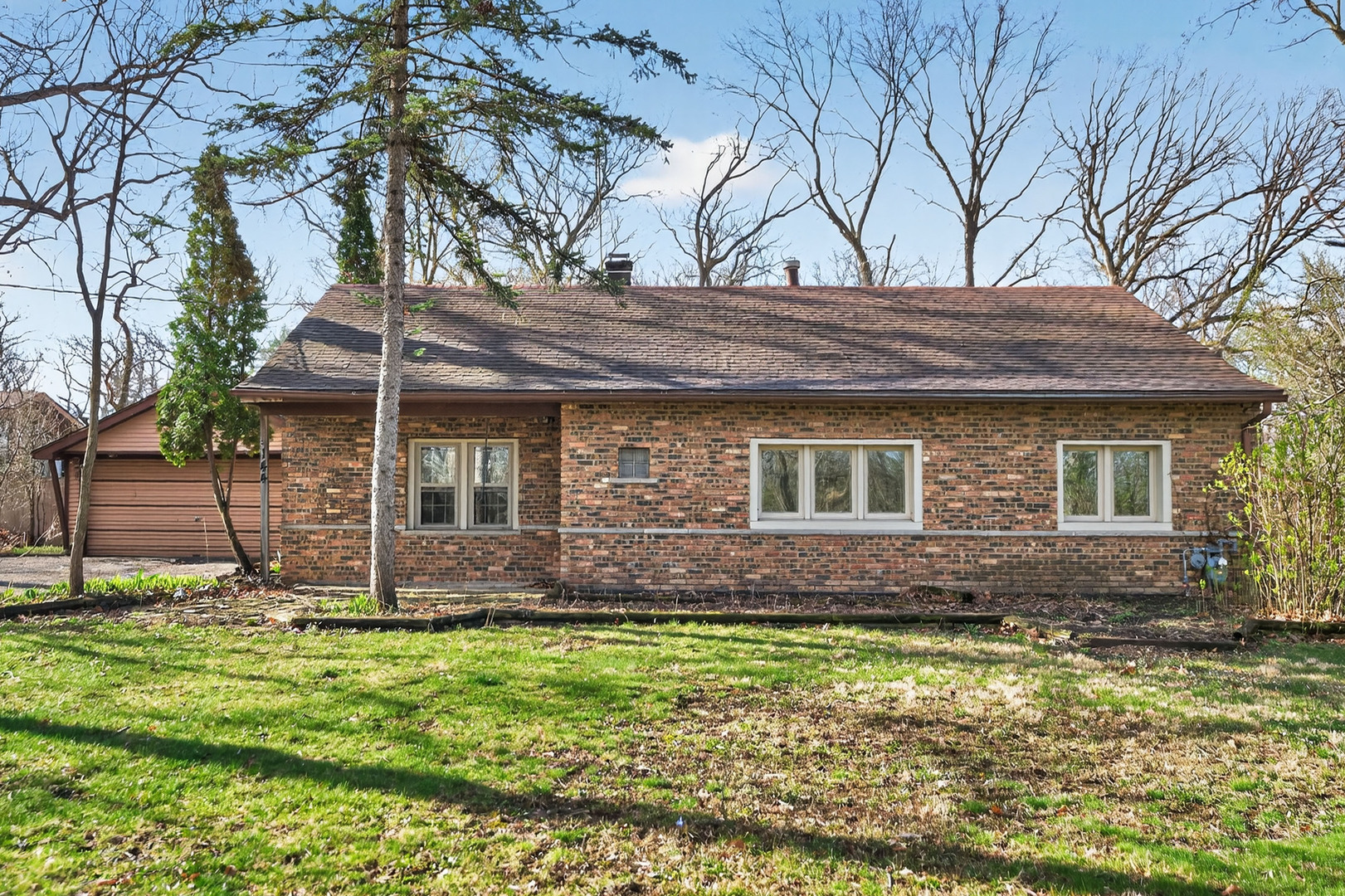 144 School Street, Wood Dale, IL 60191