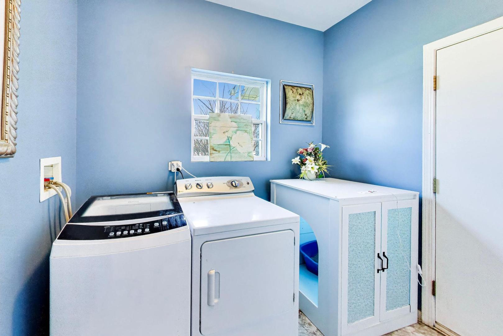 447 Talismon Court, Crystal Lake, IL 60012