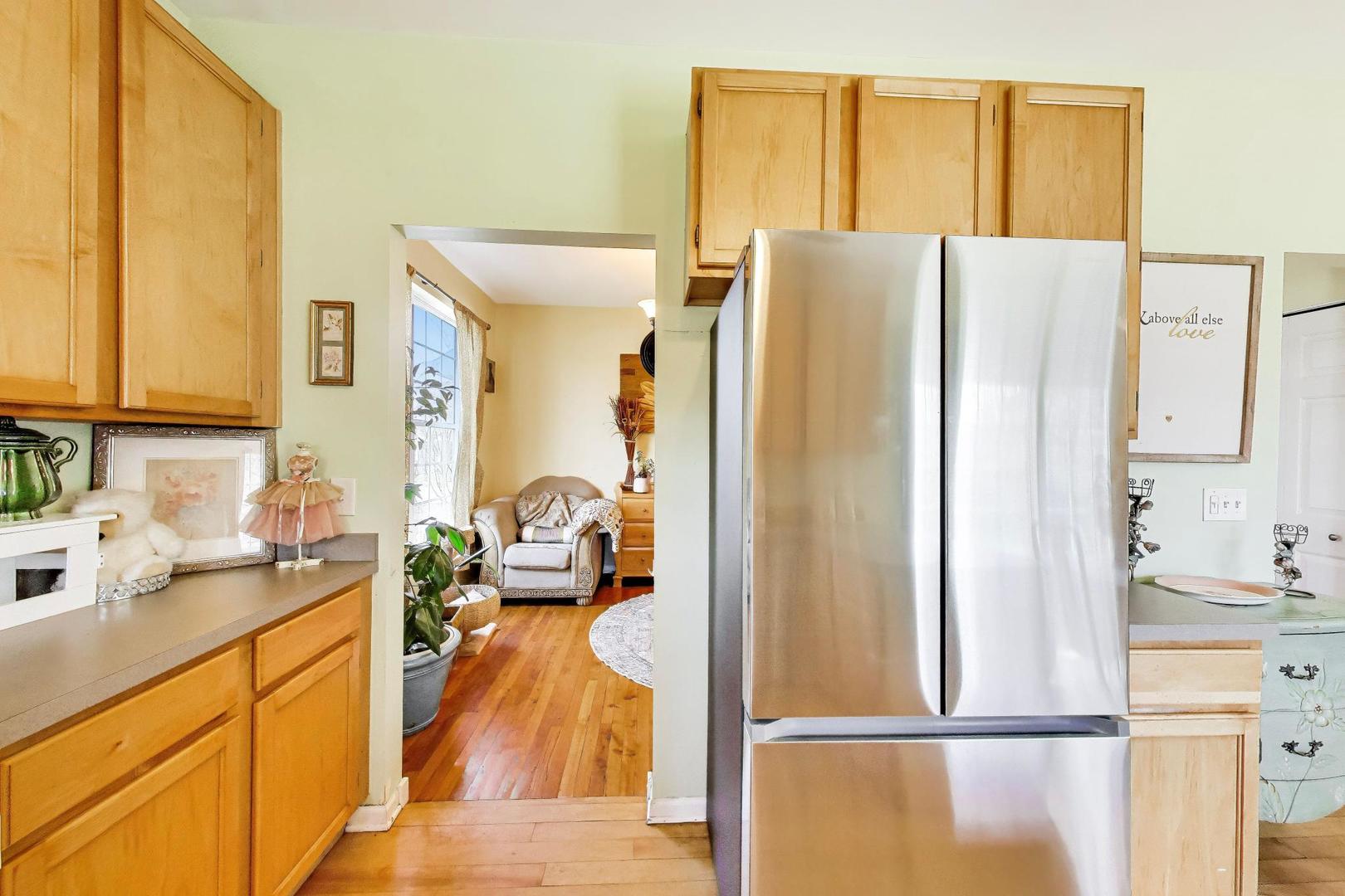 447 Talismon Court, Crystal Lake, IL 60012