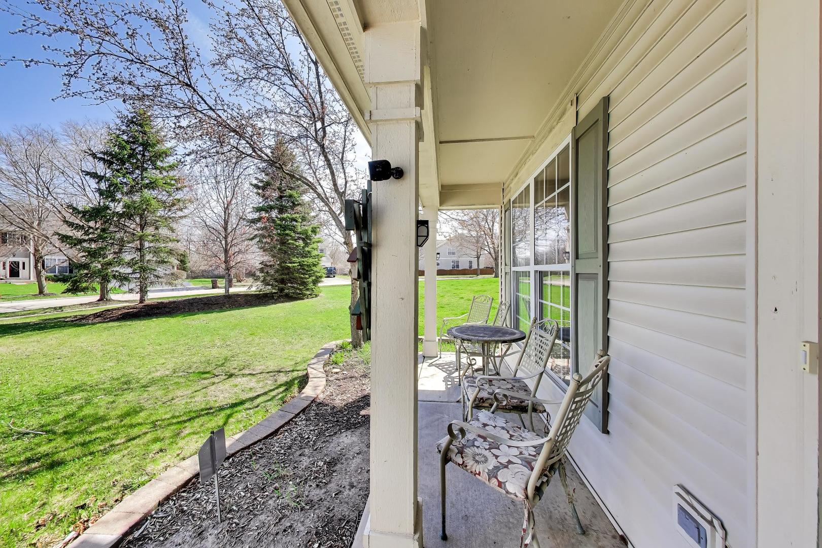 447 Talismon Court, Crystal Lake, IL 60012