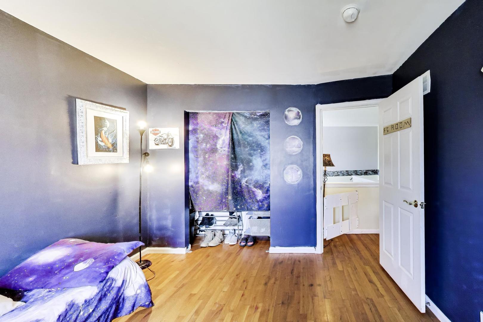 447 Talismon Court, Crystal Lake, IL 60012