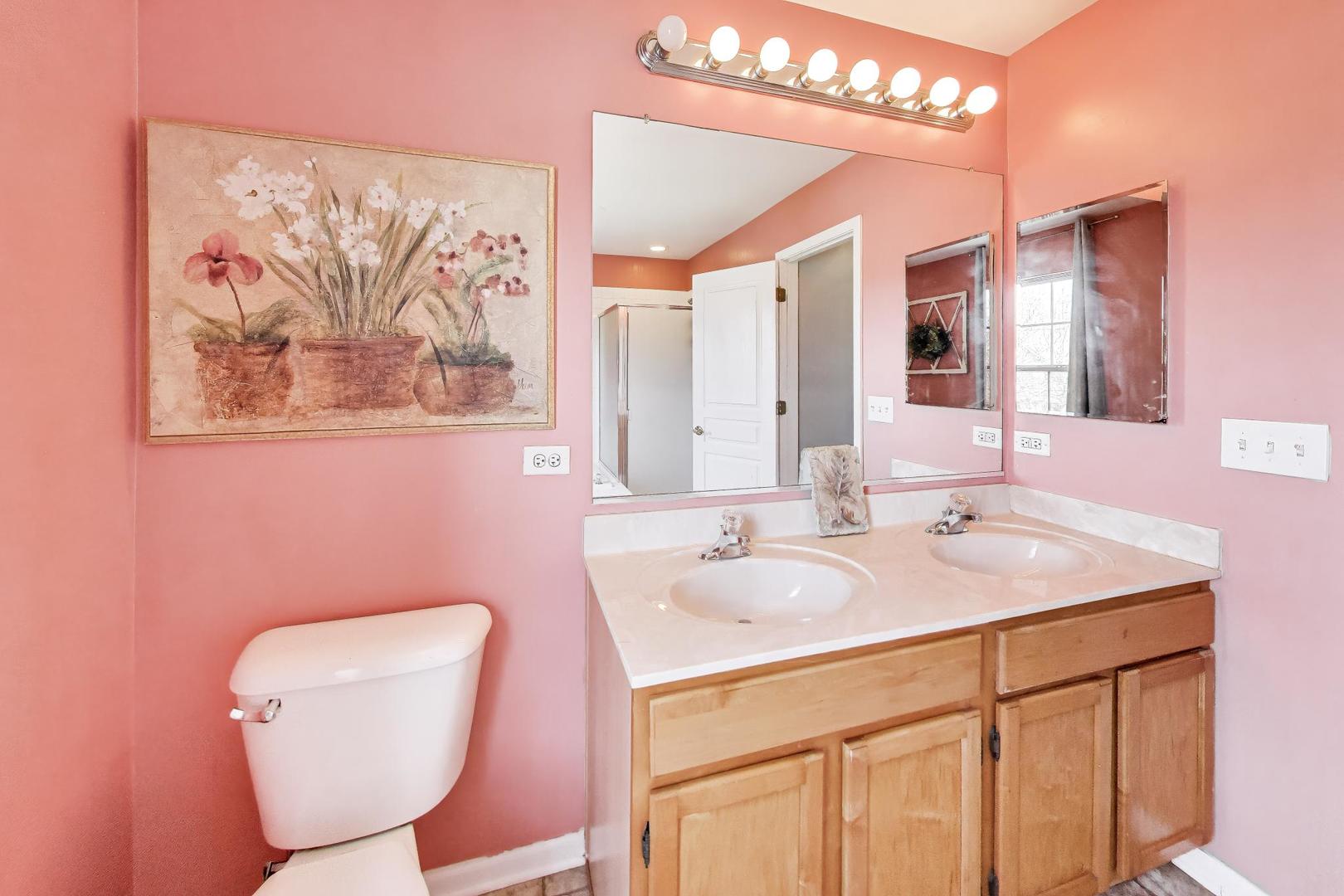 447 Talismon Court, Crystal Lake, IL 60012