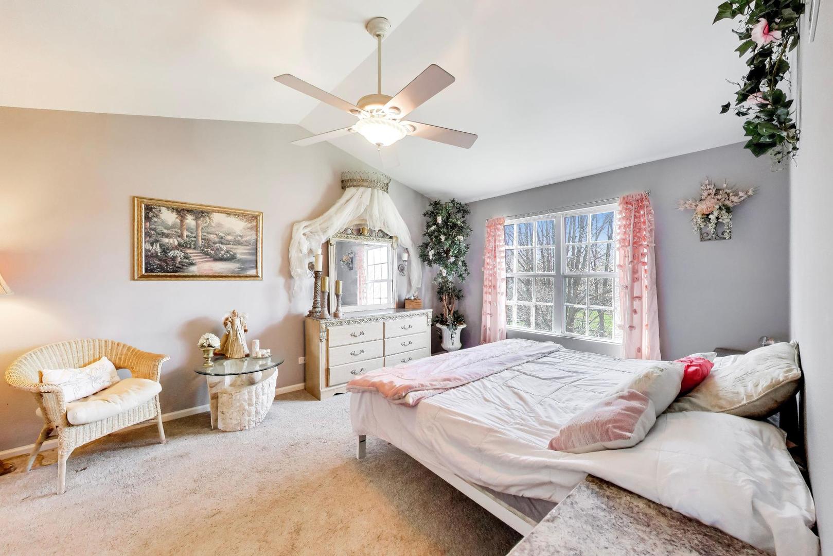 447 Talismon Court, Crystal Lake, IL 60012