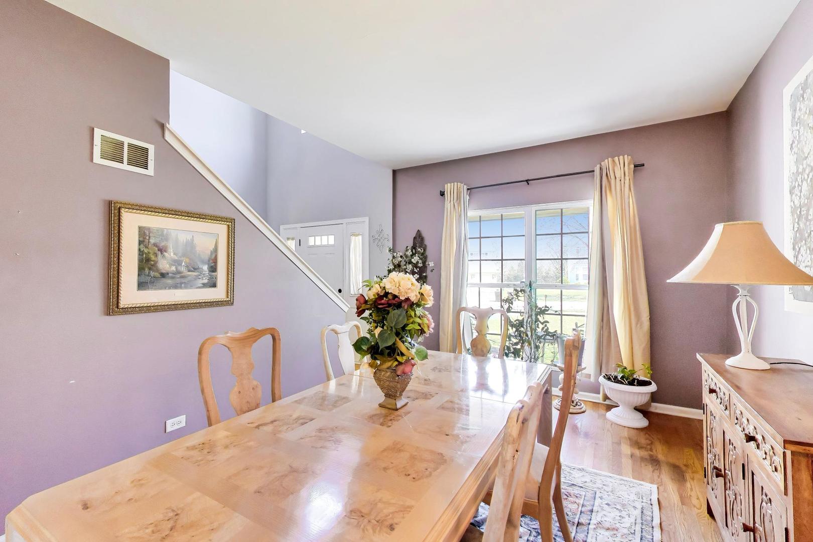 447 Talismon Court, Crystal Lake, IL 60012