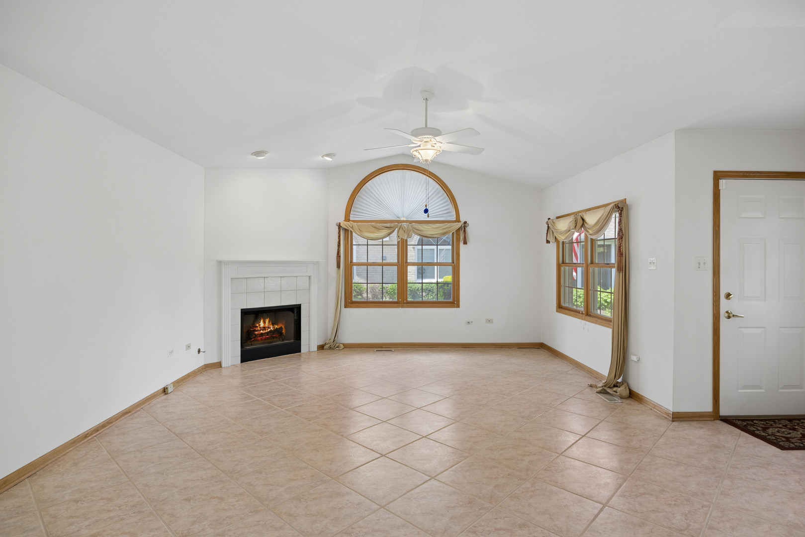 848 Havenshire Road #848, Naperville, IL 60565