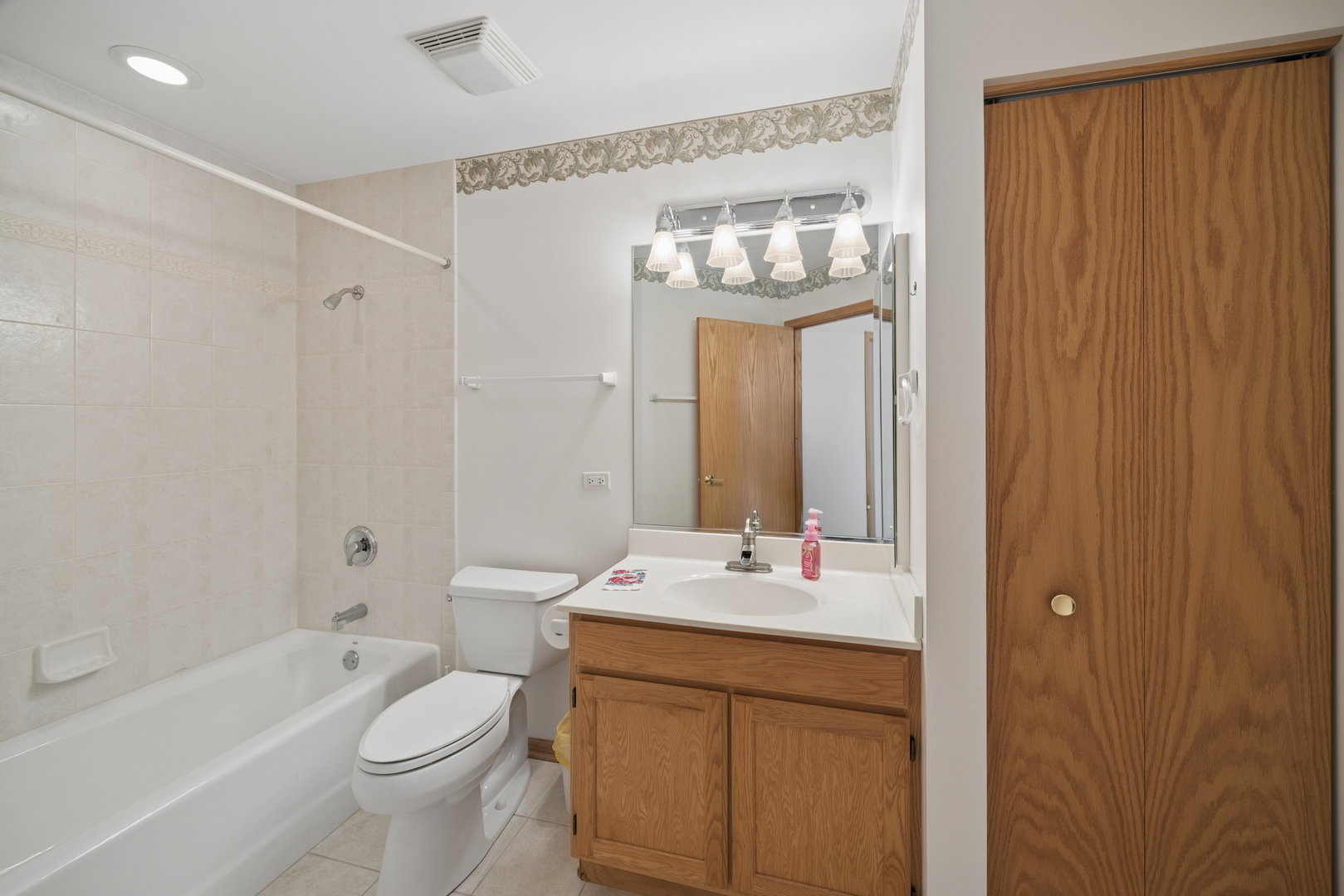 848 Havenshire Road #848, Naperville, IL 60565